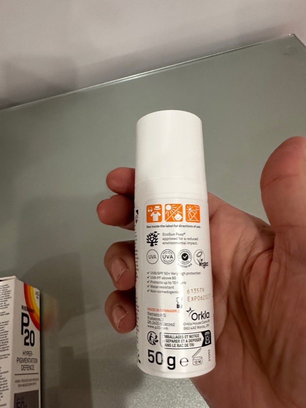 P20 Hyper-Pigmentation Defence SPF 50+ Sunscreen - White - Picture 8 of 9